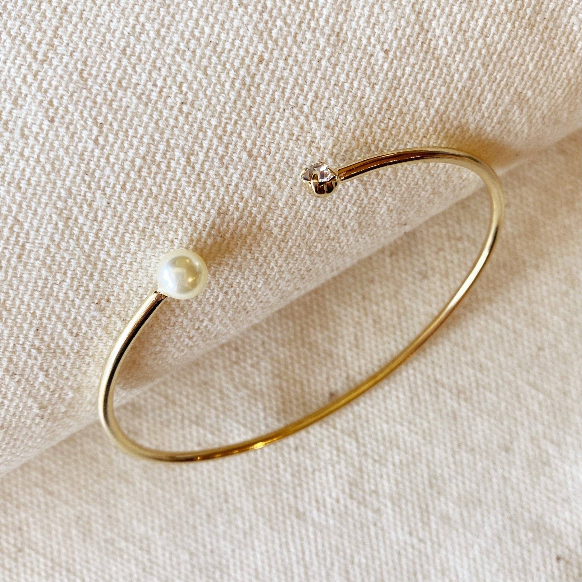 18k Gold Filled Pearl and Crystal Cuff Bracelet - FOREVERLINKX