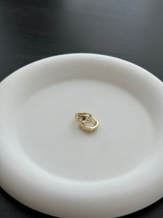 18K 金填充方晶鋯石圈形耳環