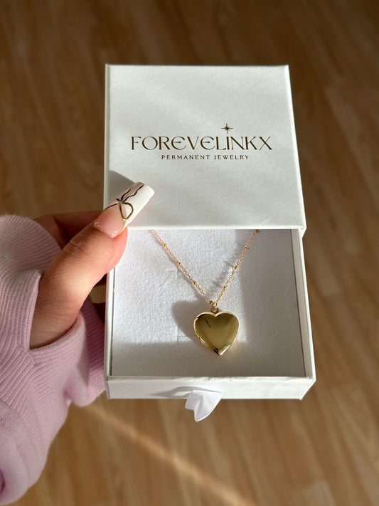 Classic Heart Locket necklace