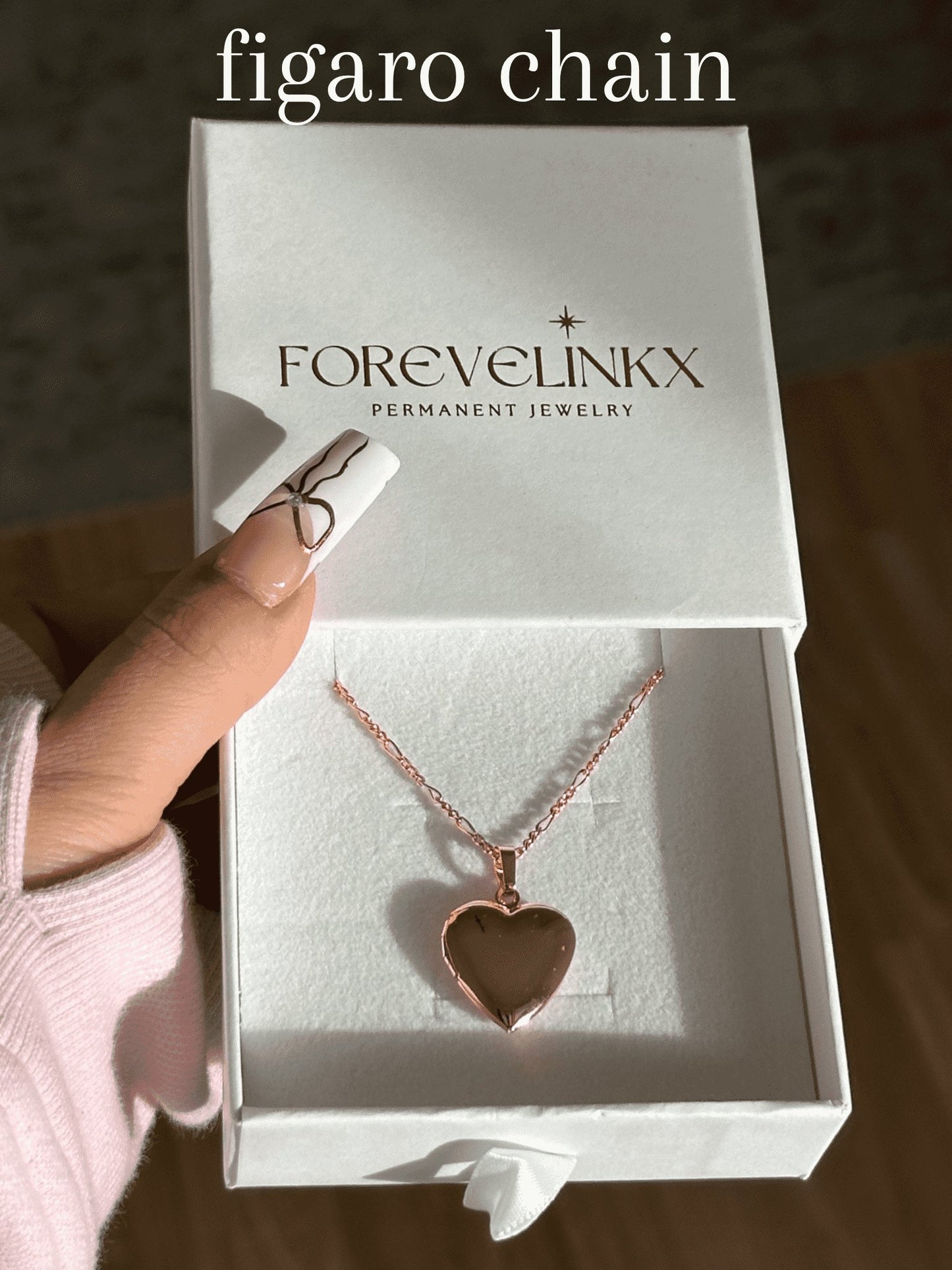 Classic Heart Locket necklace - FOREVERLINKX