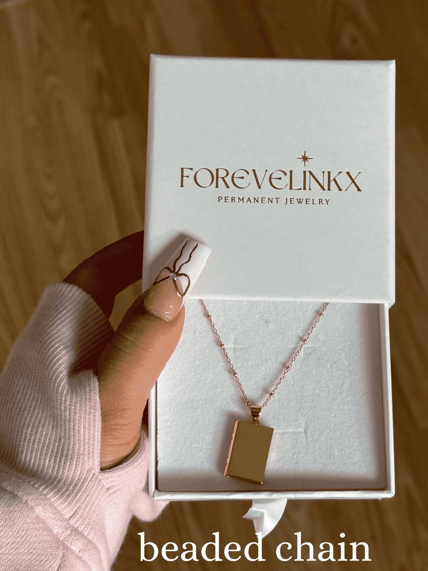 Classic Sleek Rectangle Locket necklace - FOREVERLINKX