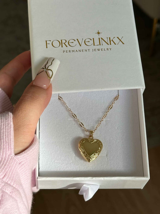 Heartfelt Locket necklace - FOREVERLINKX