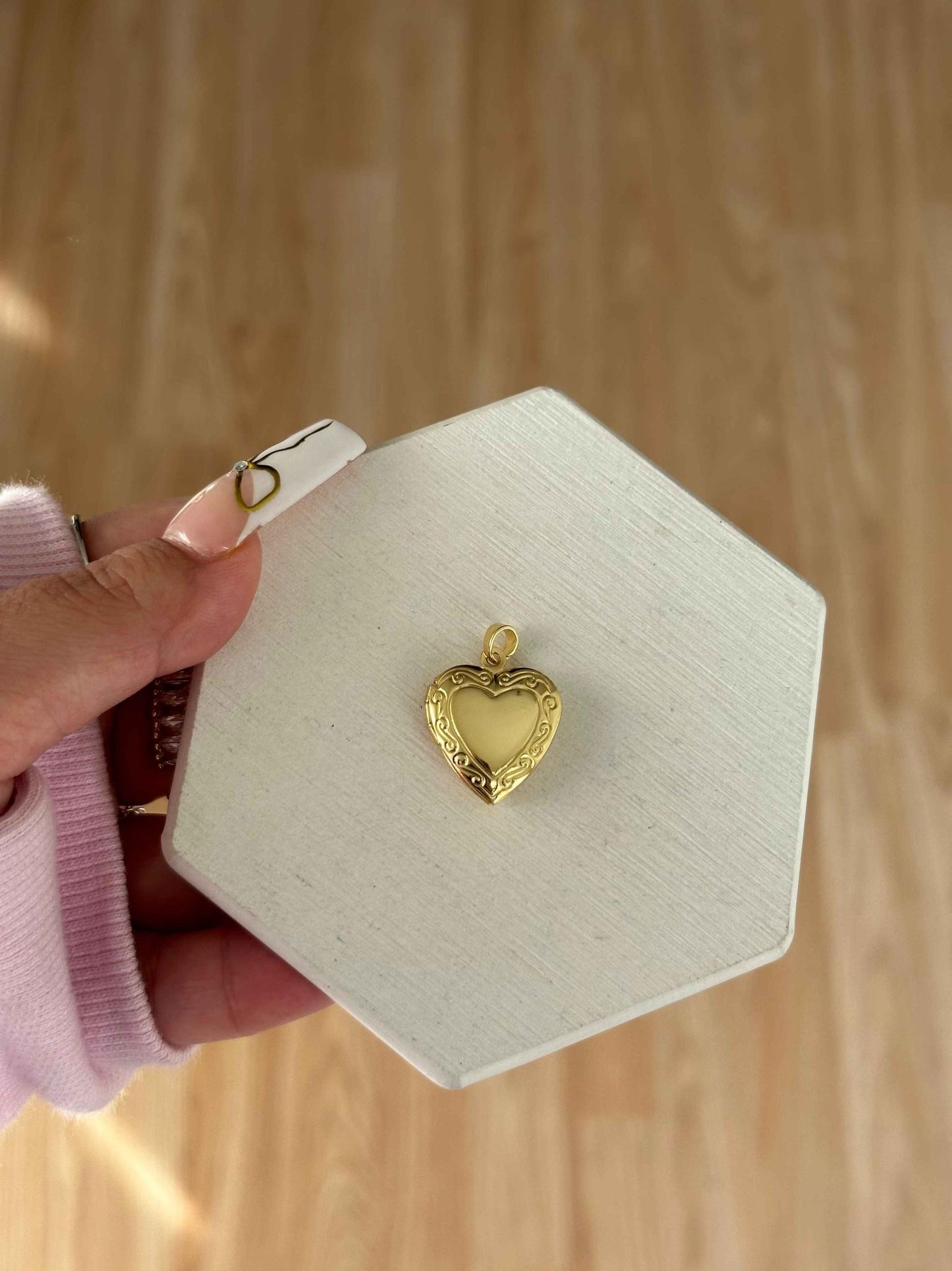 Heartfelt Locket necklace - FOREVERLINKX