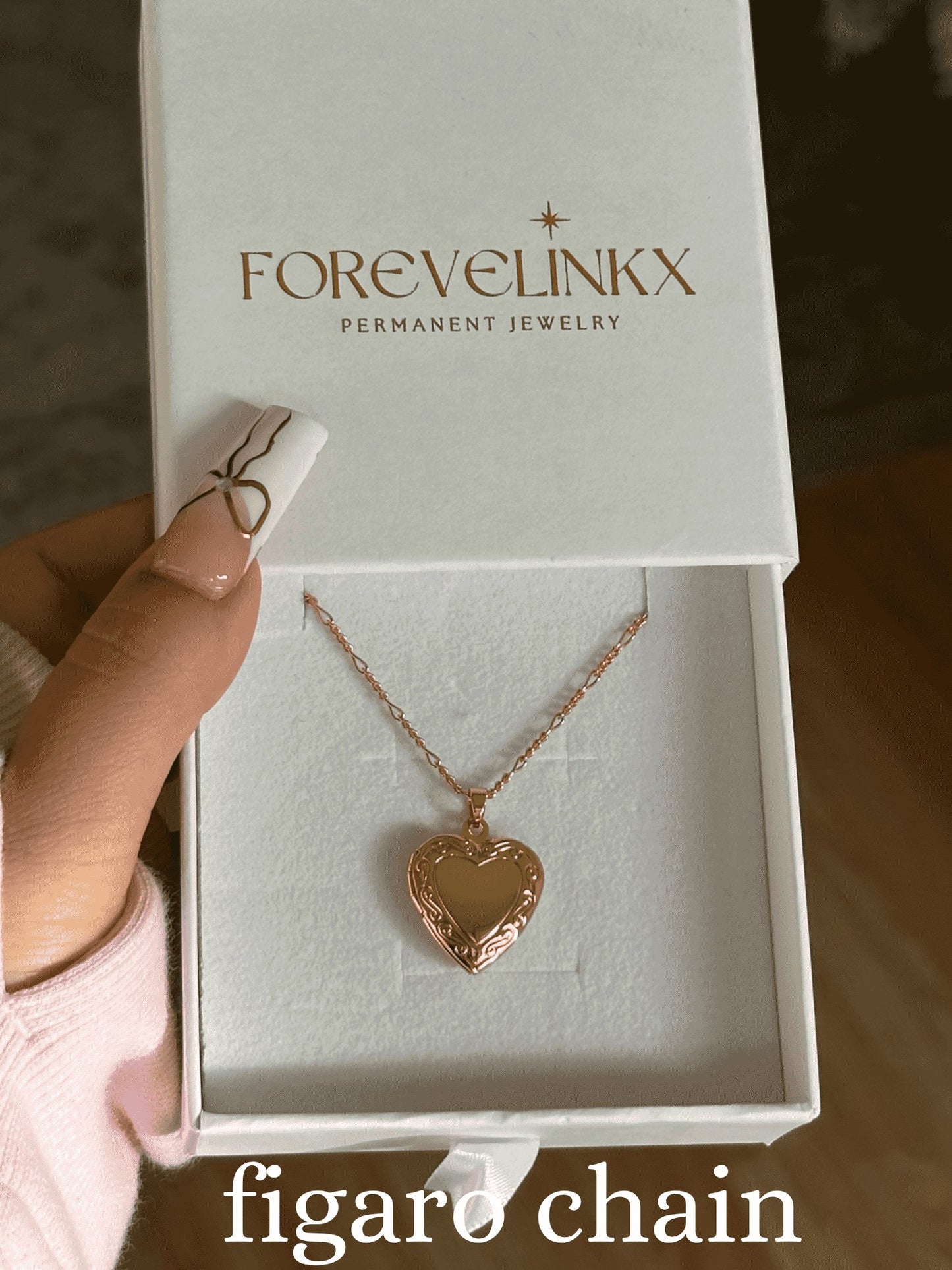 Heartfelt Locket necklace - FOREVERLINKX